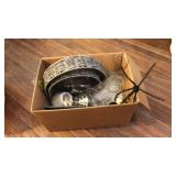 TOTE OF ASST HOUSEHOLD DECOR