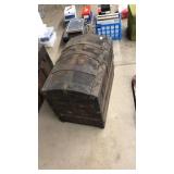 ANTQ. DOME TOP STEAMER TRUNK