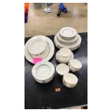 FRANSCISCAN PLATE SETTING FOR 6 DINNERWARE