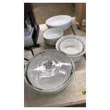 PIER ONE BOWLS AND CORNINGWARE, 9PCS