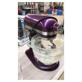 KITCHENAID ARTISAN WITH GLASS BOWL & ATTATCHMENTS