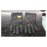MENS SIZE LARGE DRIVING GLOVES