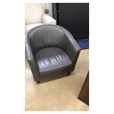 LEATHER TUB STYLE CHAIR