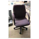 ROLLING OFFICE CHAIR