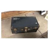 VNTG. BLACK STEAMER TRUNK