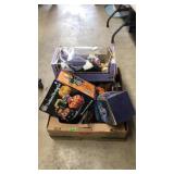 FLAT OF ASST HALLOWEEN DECOR