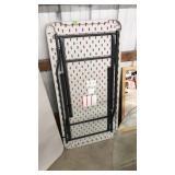 4FT PLASTIC FOLDING TABLE