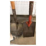 2 SHOVELS