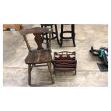 WOOD CHAIR & WOOD MAGAZINE RACK