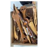 WOOD CARVED UTENSILS