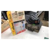 2 PAINT SPRAYERS AND PAINT MASK