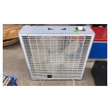 BOX FAN