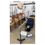 ADJUSTABLE FLOOR LAMP