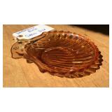 DEPRESSION GLASS SHELL DISH