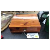 CEDAR WOOD BOX