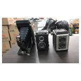 ANTIQUE CAMERAS