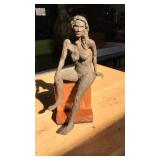 ANTQ. BRONZE INDIAN WOMEN FIGURINE