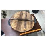 WEBER CAST IRON WOK & GRIDDLE W/LID