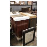 2 VANITIES WITH SINKS & MIRRORED MEDICINE CABIENT