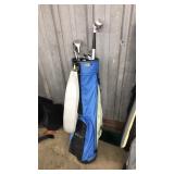 GOLF BAG WITH ASST. LADIES CLUBS