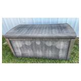 OUTDOOR PLASTIC STORAGE