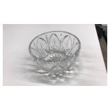 SMALL GLASS PUNCH BOWL