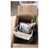 ASST. HOUSEHOLD AND LARGE COLLECT. BUTTONS