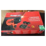 SNAP-ON 18V BRUSLESS CORDLESS IMPACT WRENCH KIT