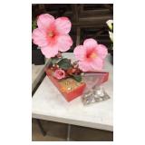 FAUX FLORALS IN CERAMIC VASE W/SEASHELLS