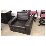 LEATHER CHAIR