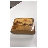 SWISS LACQUERED MUSIC BOX