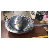 WOLFGANG PAN WITH LID