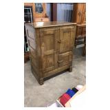 OAK ICE CHEST
