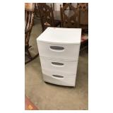 STERLITE STORAGE W/CONTENTS