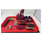 TRAY OF VINTAGE HAIR BARRETTES & ETC