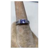 LADIES RING W/ SEMI PRECIOUS STONE