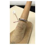 14k YELLOW GOLD & DIAMOND RING