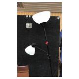 FLOOR LAMP W/ ADJJUSTABLE READING LIGHT