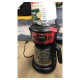 MR COFFEE COFFEE POT & FILTERS