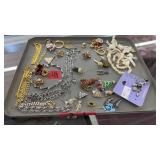 TRAY OF ASST COSTUME JEWELRY