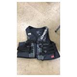ONEILL XXX-L LIFE JACKET