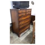 MAHOGANY CHEST OF DRAWERS