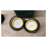PAIR OF LED LIGHTS