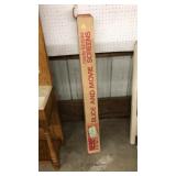 PROJECTION SCREEN IN BOX