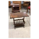 PINE MAGAZINE TABLE