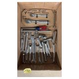 BOX LOT OF CRAFTSMAN TOOLS