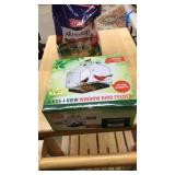 BIRDS-I-VIEW FEEDER WITH BIRD SEED
