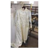 VINTAGE SATIN WEDDING GOWN WITH VEIL