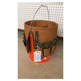 BUCKET BOSS TOOL POUCH & HOME DEPOT BUCKET