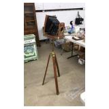 VNTG. CAMERA BELLOWS AND TRIPOD